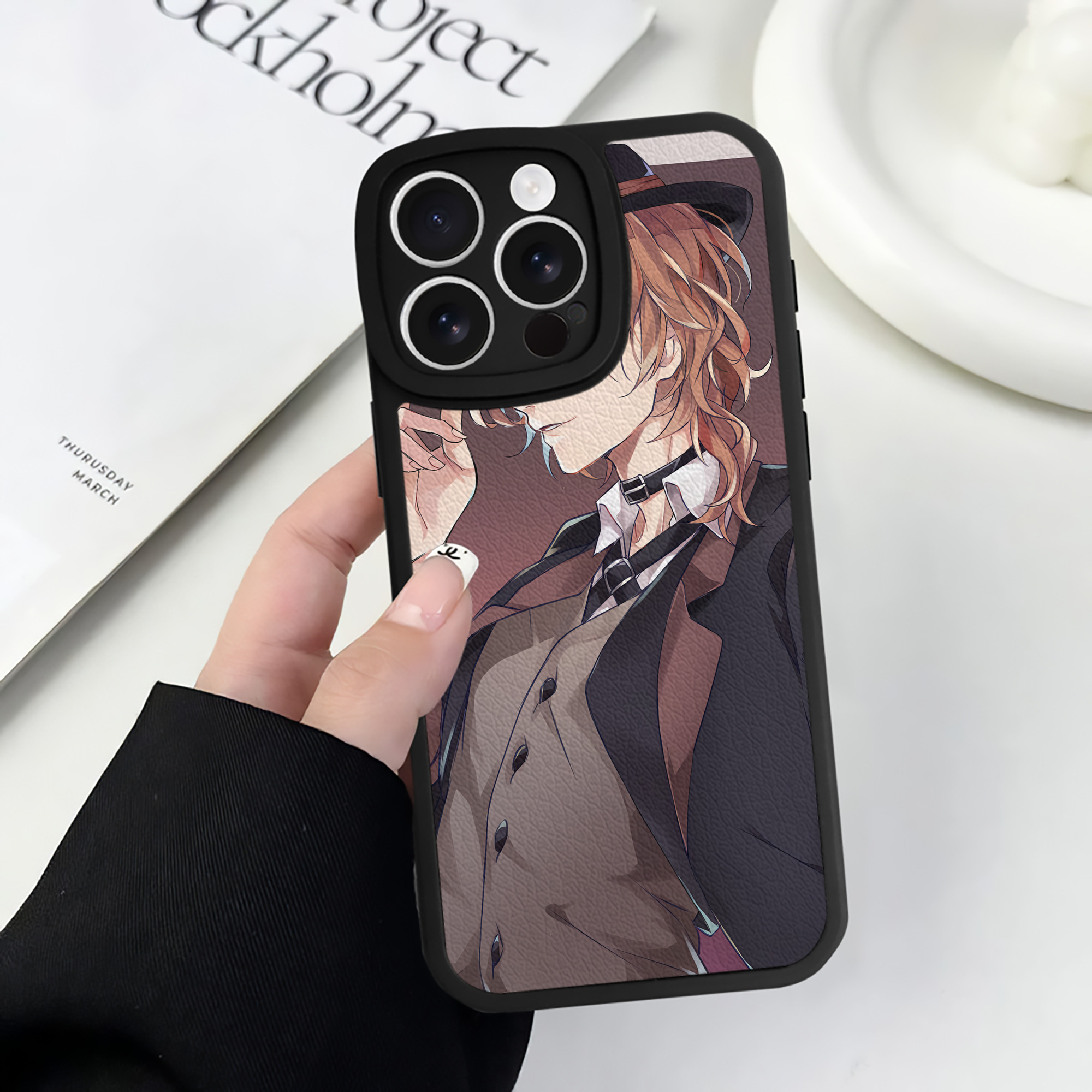 （画像用） 文豪ストレイドッグス Bungo Stray Dogs 【iPhone 16シリーズ対応】シリコンスマホケース（レザー調） 材質：シリコン
